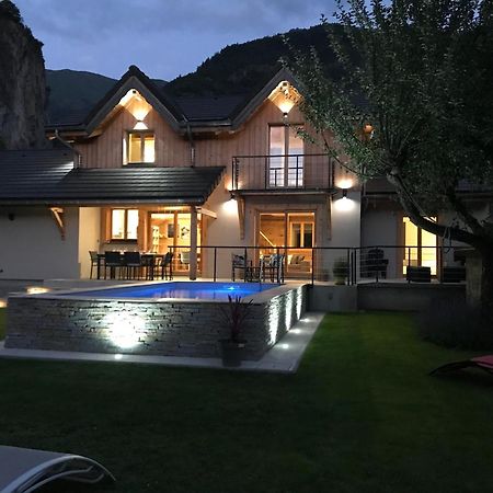 Chalet Barbara With Swimming Pool In The Heart Of Oisans Le Bourg-dʼOisans Exteriér fotografie
