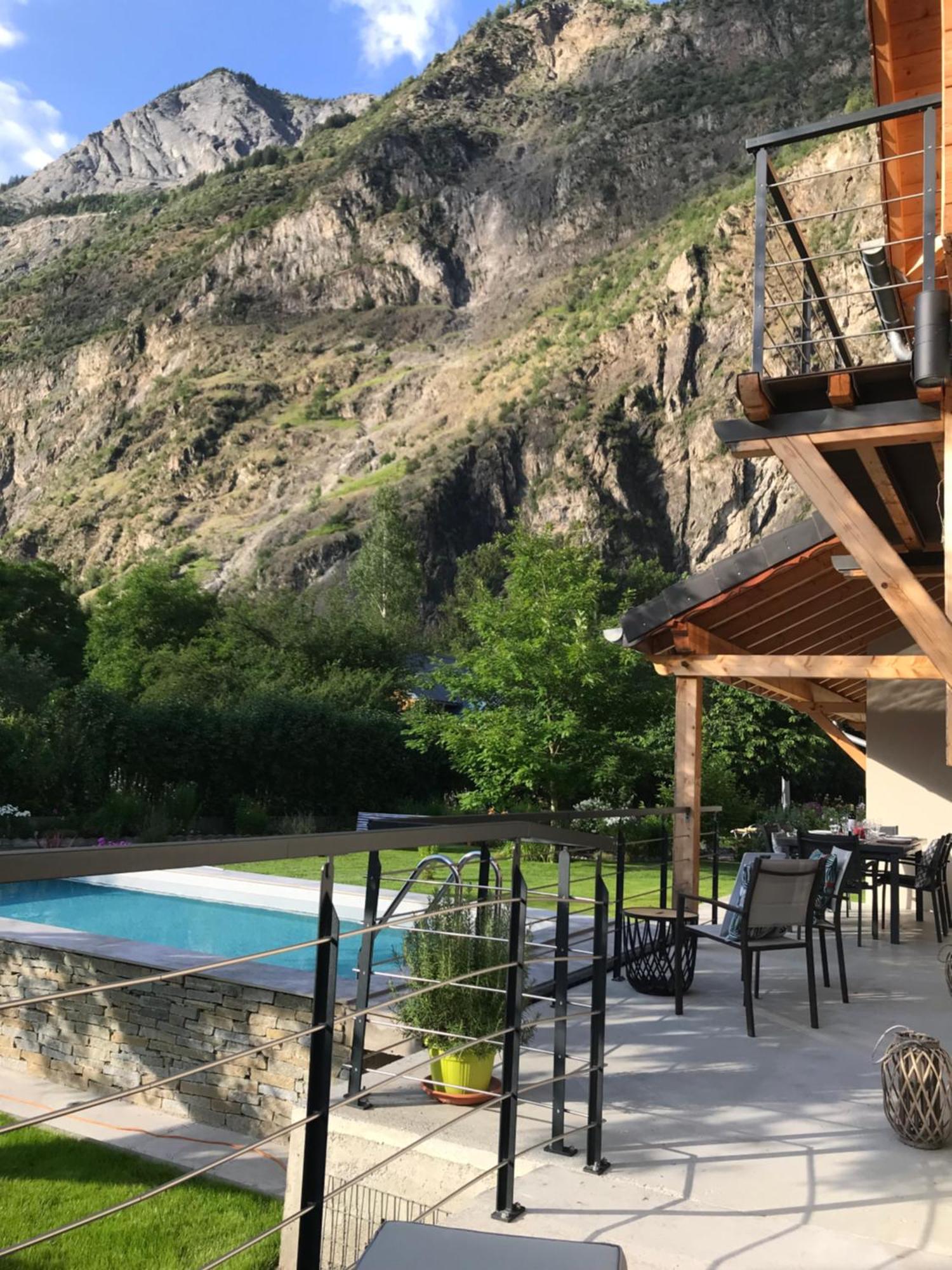 Chalet Barbara With Swimming Pool In The Heart Of Oisans Le Bourg-dʼOisans Exteriér fotografie